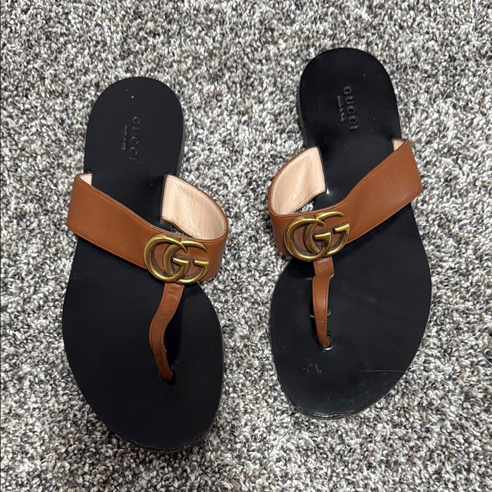 Gucci Tan and Black Leather Sandals